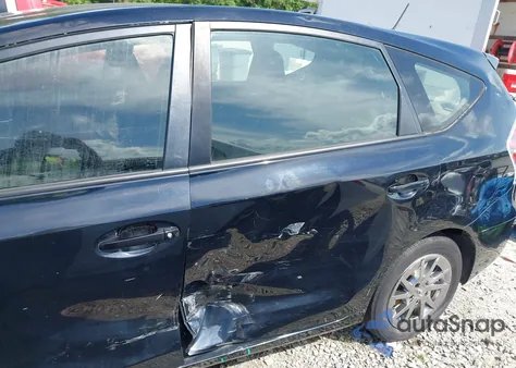 2016 Toyota Prius V Two из США, поврежденный, VIN JTDZN3EU9GJ044105